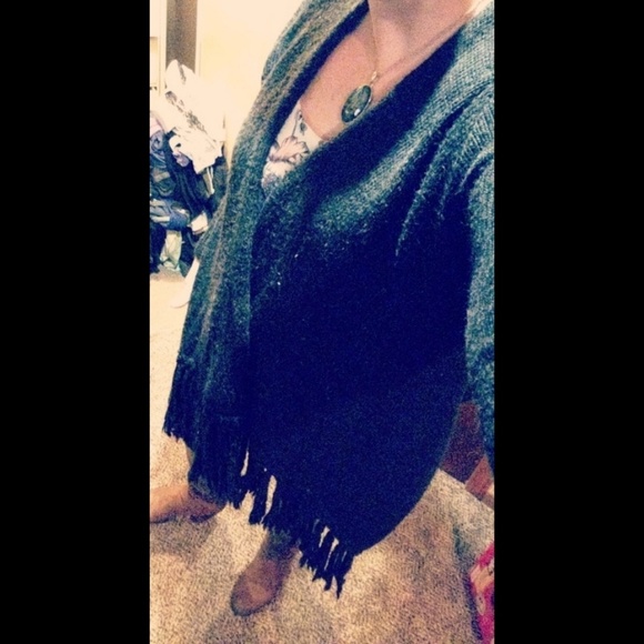 closet clear out must bundle 3 items Cato hi low knitted cardigan size large - Picture 2 of 6